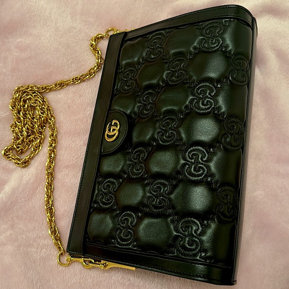 π€MatelassΓ© leather cross-body bag. Never been worn. π― Authentic - Picture 5 of 14